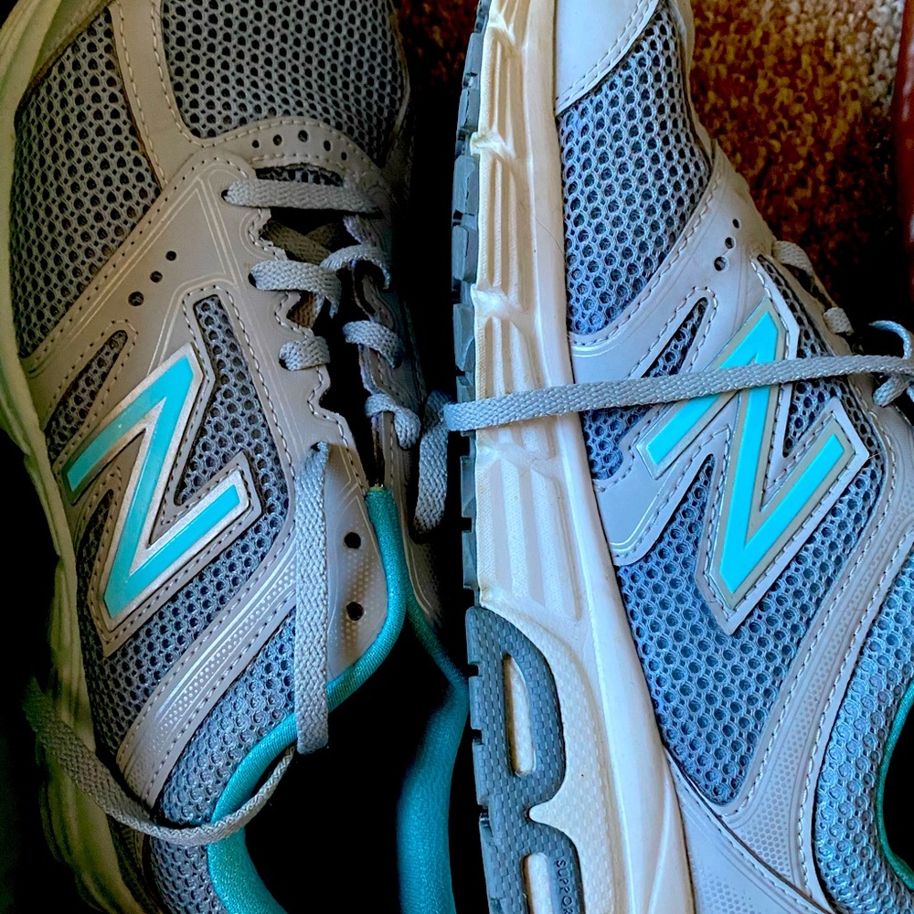 New Balance Sneakers! Barely worn!
